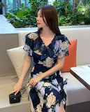 Valia V-neck Flower Span Slit One Piece