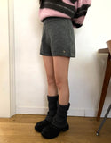Soa Pendant Knit Shorts