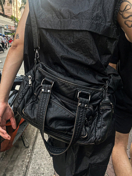 【COSYHARU】Burton Cross Bag 0011_f0b2d400-1e38-4ecb-aa3f-