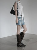 Out-pocket denim shorts