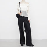Vininto net off-shoulder knitwear