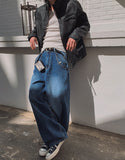 Lip Pocket Brush Denim Pants