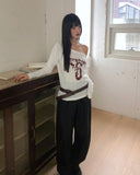 Dua Number Star Printed Unbalanced Off-Shoulder Long-Sleeve T-Shirt