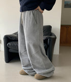 [unisex] Milkin cut banding fleece pants