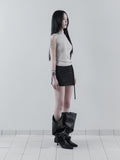 [mnem] Piercing Half-Neck Sleeveless