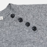 Round button knit