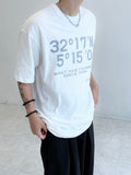 Compass letter half T-shirt