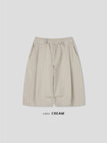 Mio Basic Pintuck Bermuda Pants