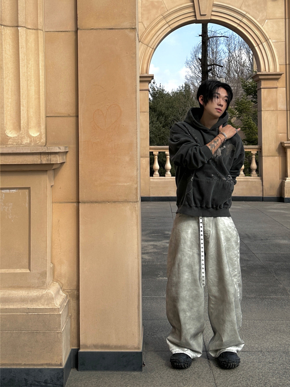 【DISCERNMENT】Blend Dirty White Denim Jeans DISCERNMENT (ディーサーメント) - ブレンドダーティホワイト