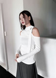 TIE OFF SHOULDER LONGSLEEVE