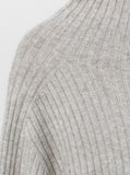 Whole Garment Raccoon Ribbed Polar Knit