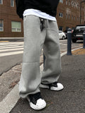 Leo Curved Cut Sweatpants