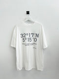 Compass letter half T-shirt