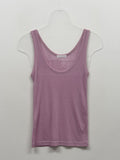 Dipping U-neck Sleeveless Top