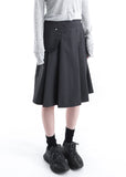 BUTTON POCKET SKIRT