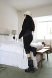 Wrinkle strap middle boots