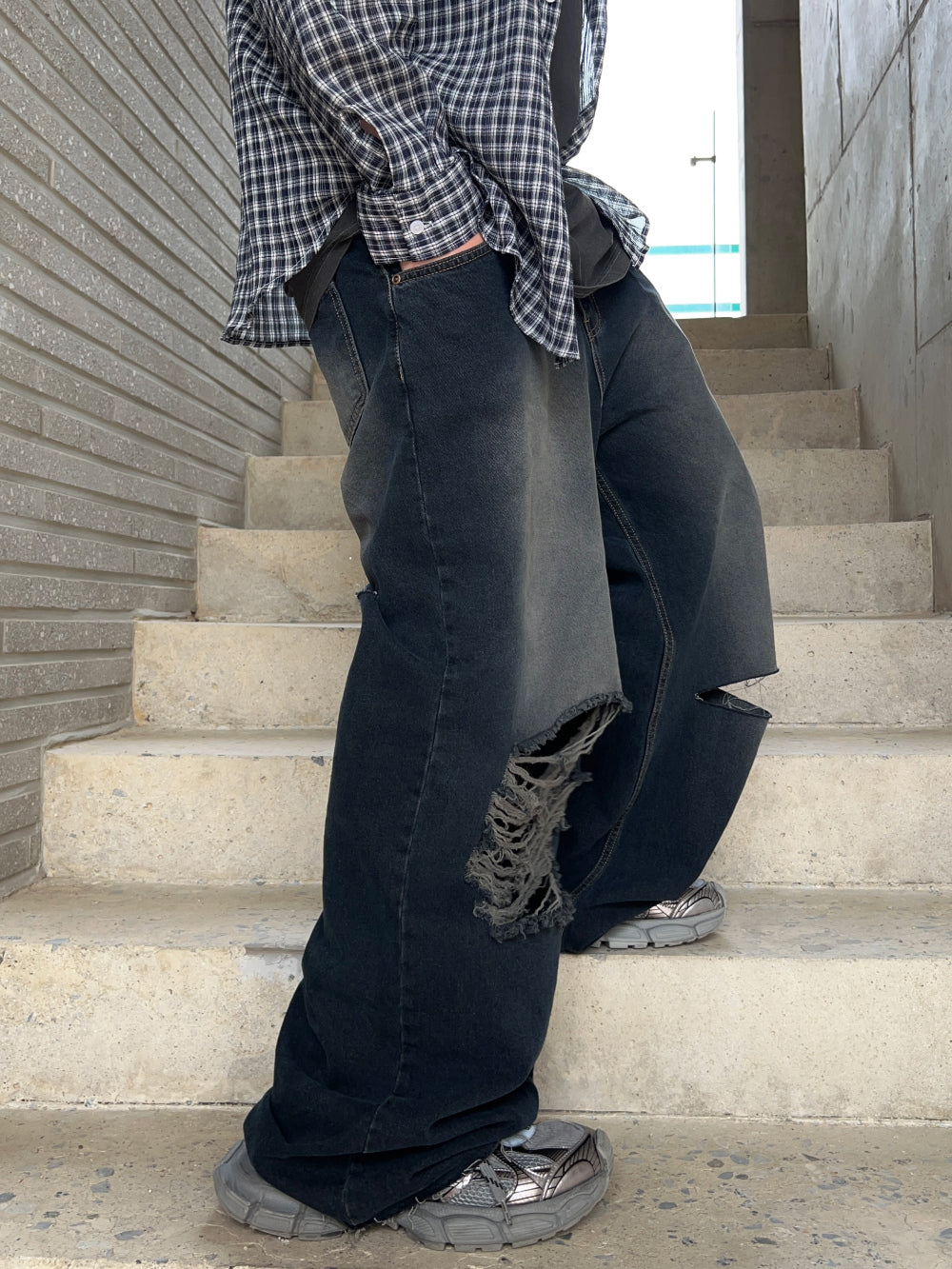 【KOOLOSET】Dist Damage Washing Denim KOOLOSET (クロゼット) - ディストダメージウォッシュ加工デニム