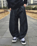 Nave Two-Tuck Raw Curved Denim Pants