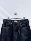 Edge raw straight denim