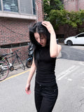 COTTON SLIM CAPRI PANTS
