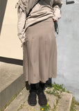 CLASSIC MID PLEATS SKIRT