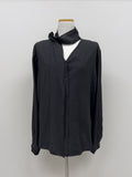 Lien V-Neck Tie Blouse
