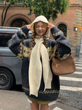 Bread button muffler balaclava