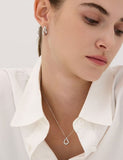 Etreve Silver Note Wave Necklace