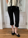 Harley Basic Slit Capri Pants