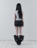 [mnem] Piercing Half-Neck Sleeveless