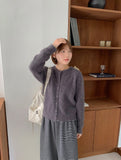 Gelte Wool Round Knit Cardigan