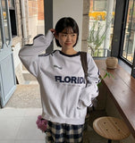 [unisex] Flap Sporty Line Color Matching Sweatshirt