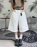 Reuben Curve Stitch Bermuda Pants