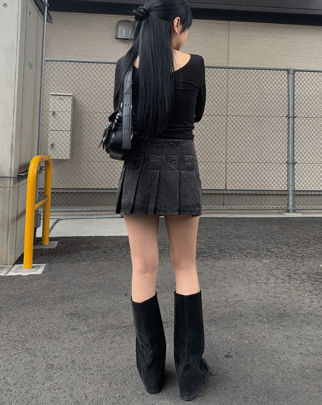 【Anyone more】Dezo Black Denim Pleated Skirt Anyone more (エニワンモア) - デゾブラックブルーデニム