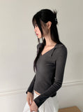Revol V-neck color matching ribbed long sleeve knit