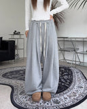 Dihen Pintuck Curved Training Pants