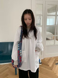 Hudin U-neck Cotton Pocket Blouse