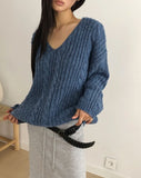 Dame Cable V-neck Loose Fit Long Sleeve Long Knit