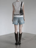 Out-pocket denim shorts