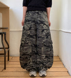 [unisex] Harsh Camo Cargo Wide Pants