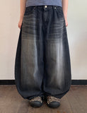 [unisex] Balon Lettering Washing Denim Black Blue Balloon Wide Pants