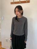 Shukan Ribbed Round Long Sleeve Tee