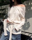 [Muffler set] Liton strap boat neck off shoulder long knit T-shirt