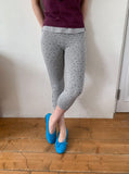 Neo Flower Button Three Quarter Leggings Pants