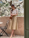 Heyri Flower Puff Short Sleeve Blouse