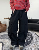 Kaneb Diagonal Cargo Banding Pants