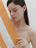 H Edition (W) Triel One-Touch Earrings