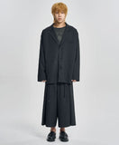 One Tuck Stripe Bermuda Pants