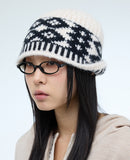 Leash jacquard knit beanie