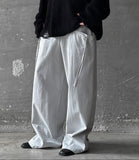 Warp cut pants
